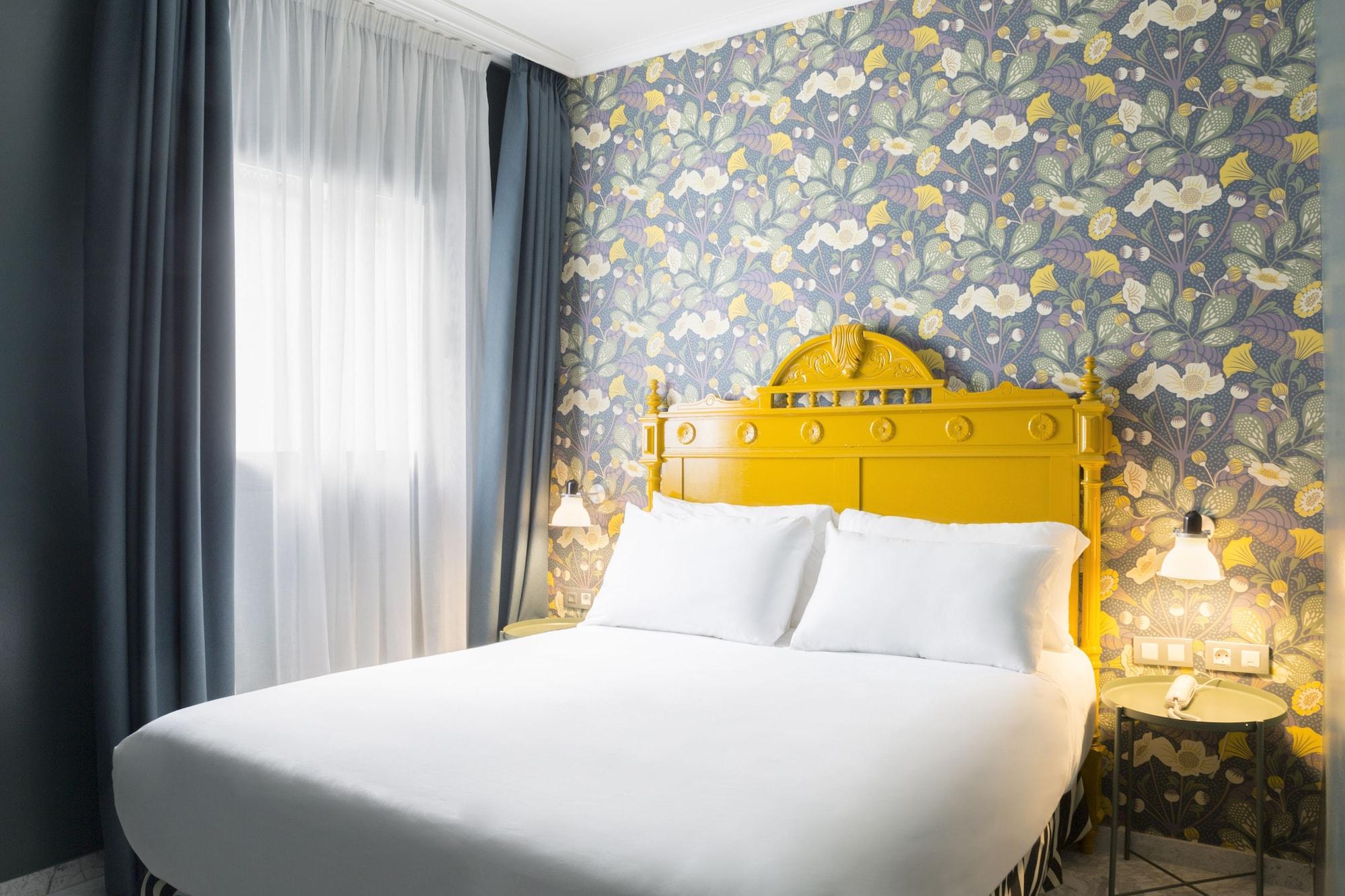 Petit Palace Puerta De Triana Севиля Екстериор снимка