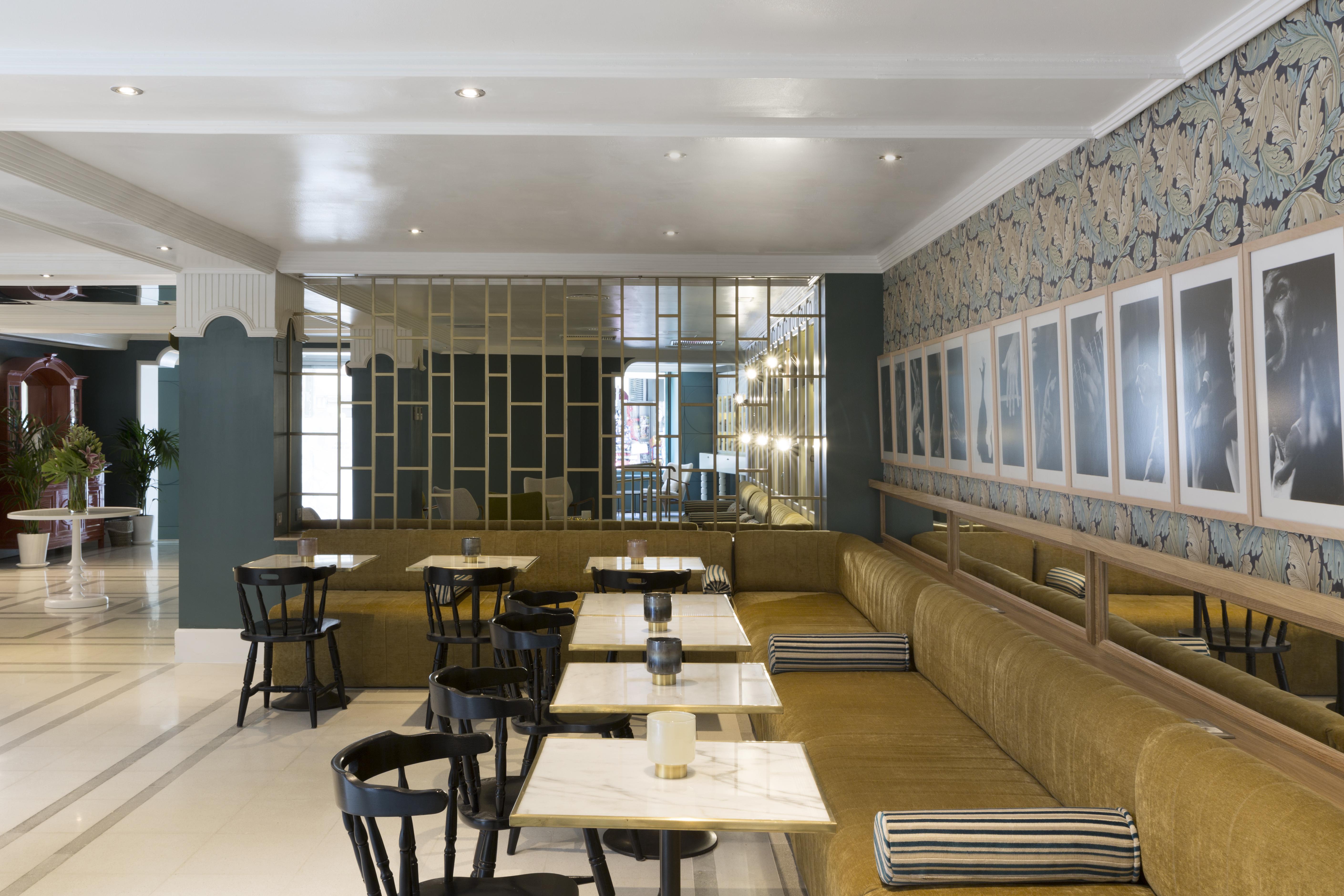 Petit Palace Puerta De Triana Севиля Екстериор снимка