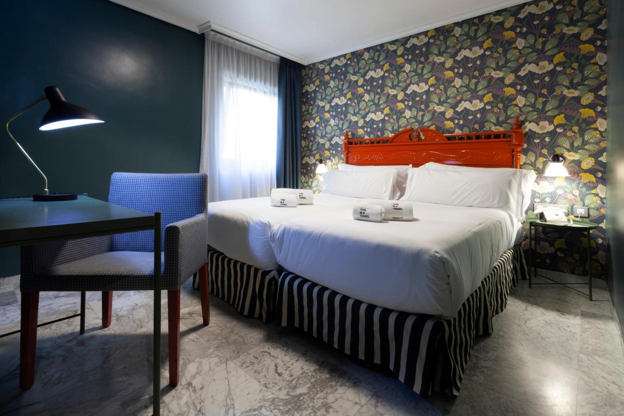 Petit Palace Puerta De Triana Севиля Екстериор снимка