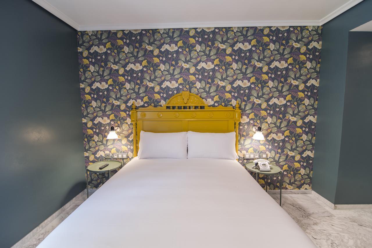 Petit Palace Puerta De Triana Севиля Екстериор снимка